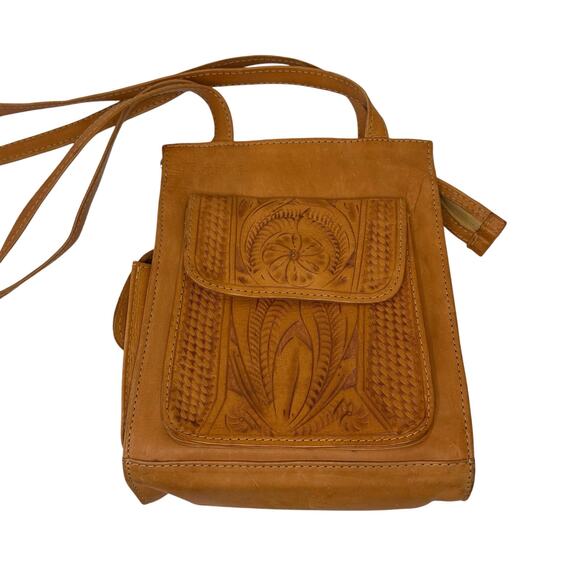 Vintage Hand-Tooled Leather Shoulder Messenger Bag | Butterscotch Brown 1970s - Picture 3 of 14